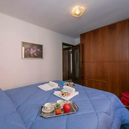 Sleeps 6 Wifi * 오수키오