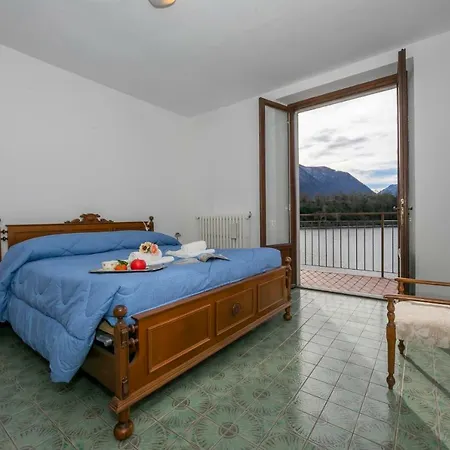 Sleeps 6 Wifi