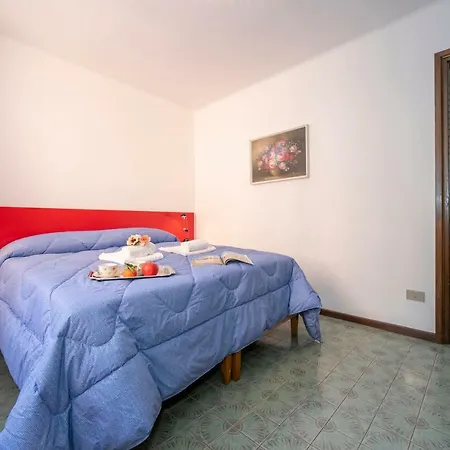 Sleeps 6 Wifi *